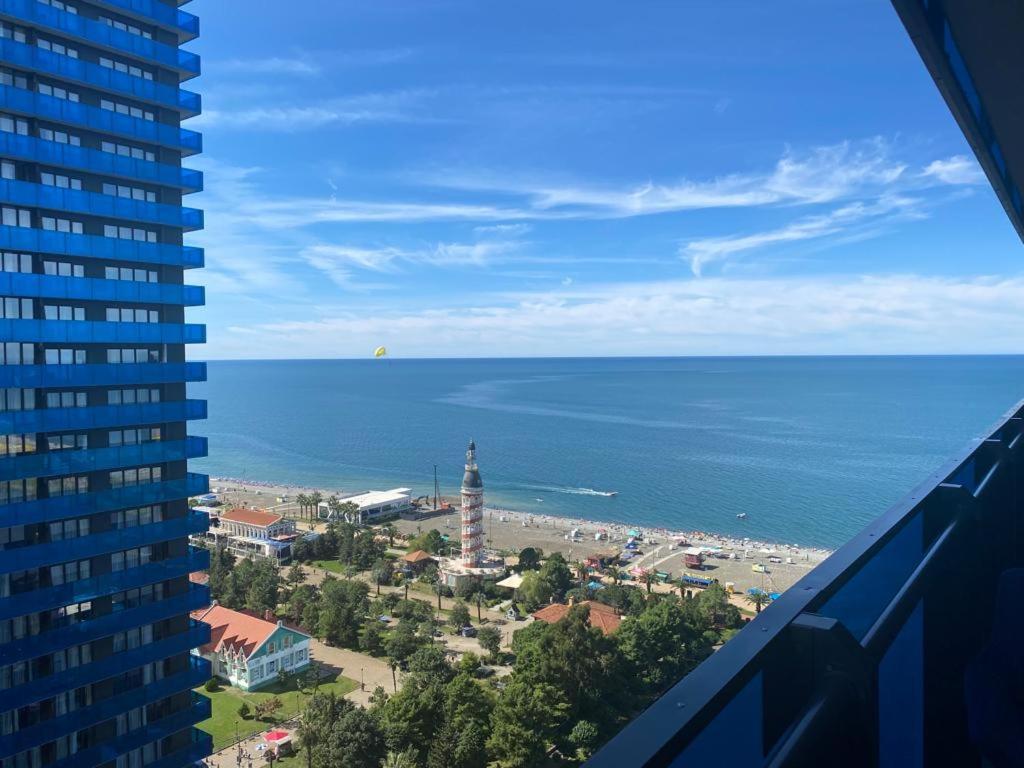 Апартаменты С Видом На Море Twin Towers Batumi, Orbi City ภายนอก รูปภาพ