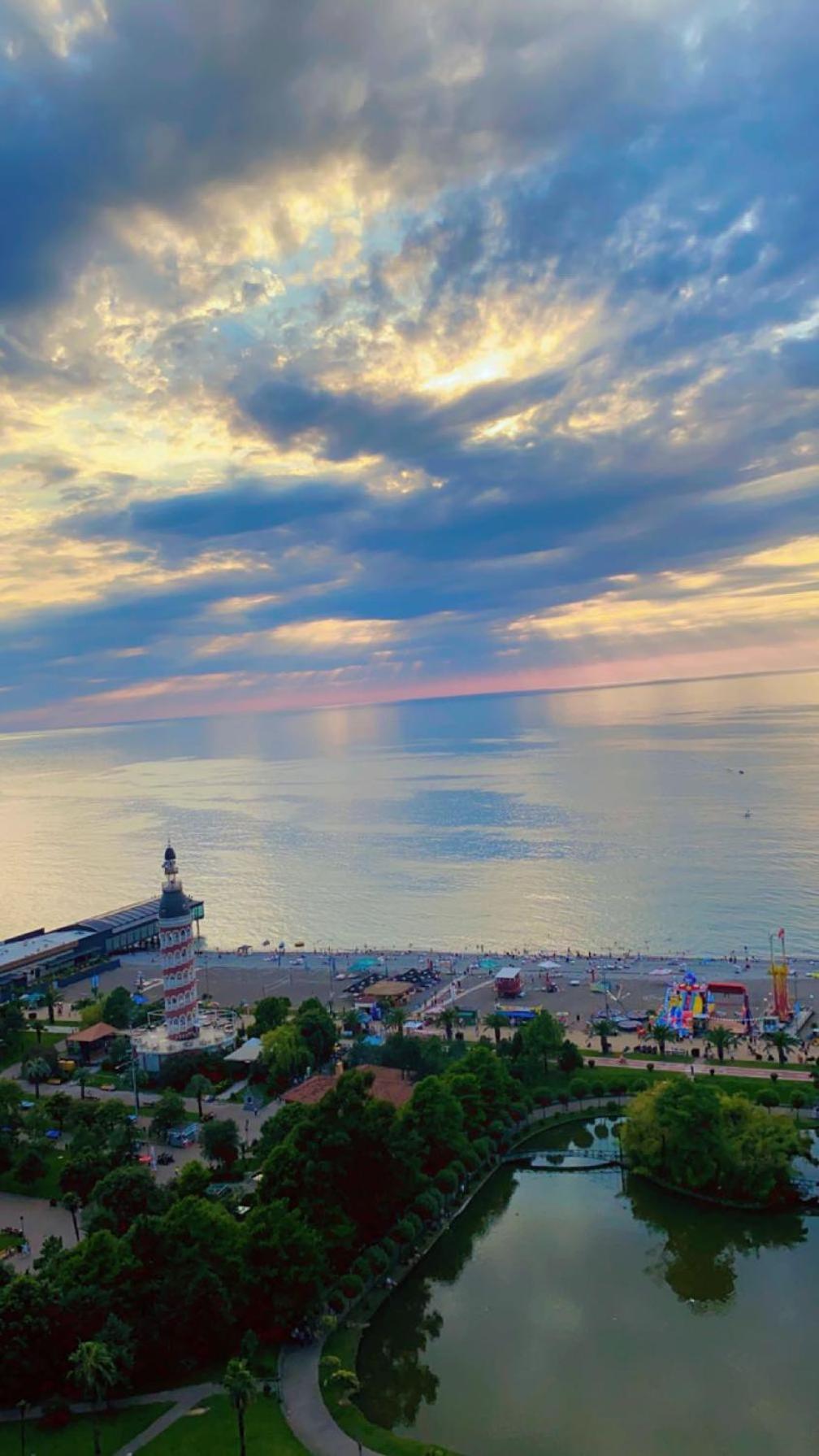Апартаменты С Видом На Море Twin Towers Batumi, Orbi City ภายนอก รูปภาพ